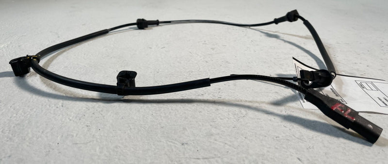Load image into Gallery viewer, 2022-25 HYUNDAI TUCSON FRONT LEFT DRIVER SIDE ABS WHEEL SPEED SENSOR #107318