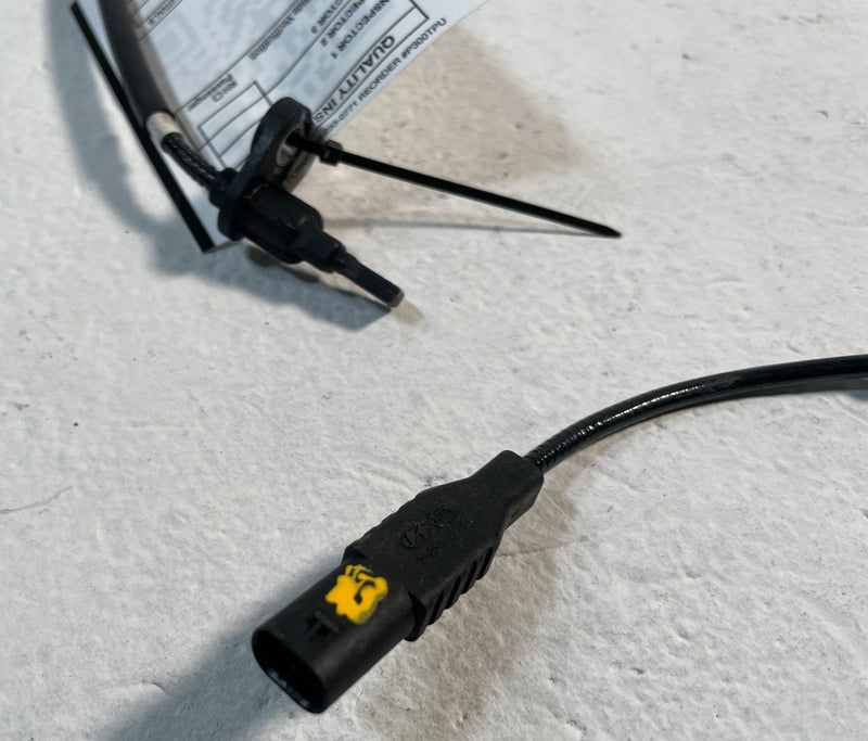 Load image into Gallery viewer, 2022-25 HYUNDAI TUCSON FRONT LEFT DRIVER SIDE ABS WHEEL SPEED SENSOR #107318
