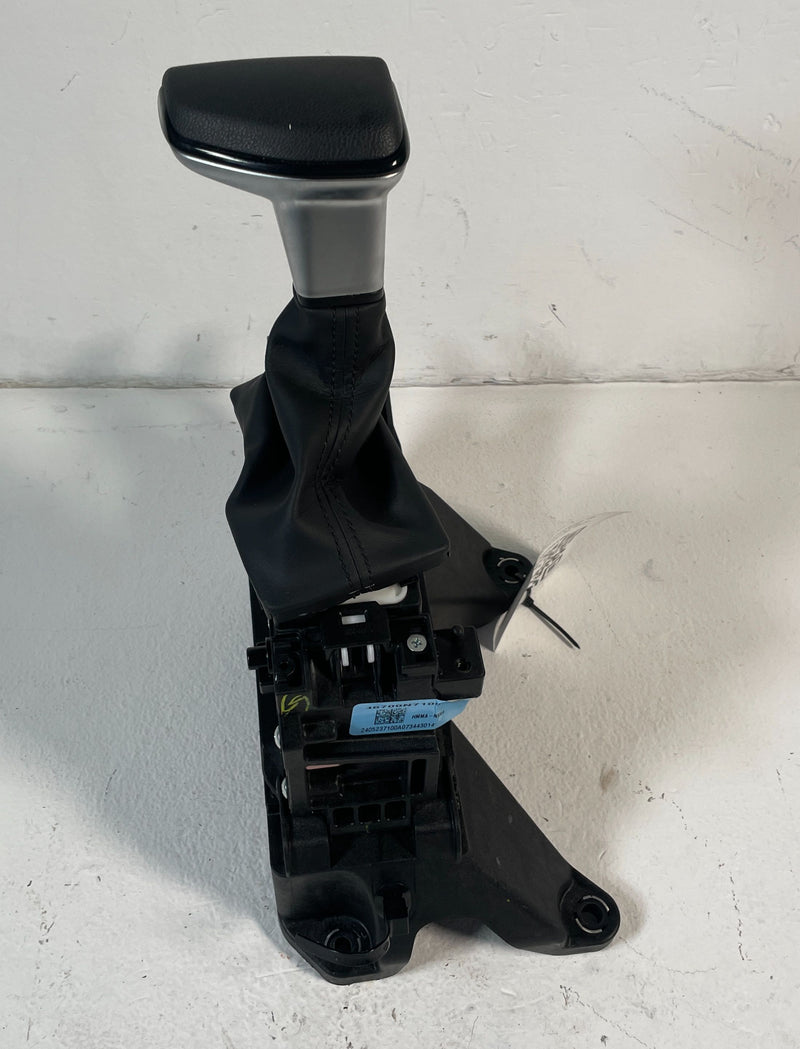 Load image into Gallery viewer, 2022-2023 HYUNDAI TUCSON SANTA CRUZ AUTO TRANSMISSION GEAR SHIFT LEVER # 106064