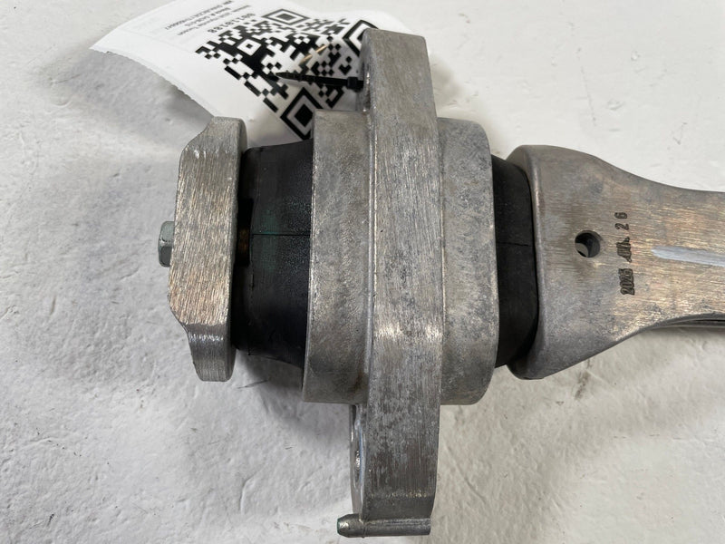 Load image into Gallery viewer, 22-26 HYUNDAI TUCSON SANTA CRUZ ENGINE MOTOR MOUNT TORQUE ARM ROLL ROD # 110188