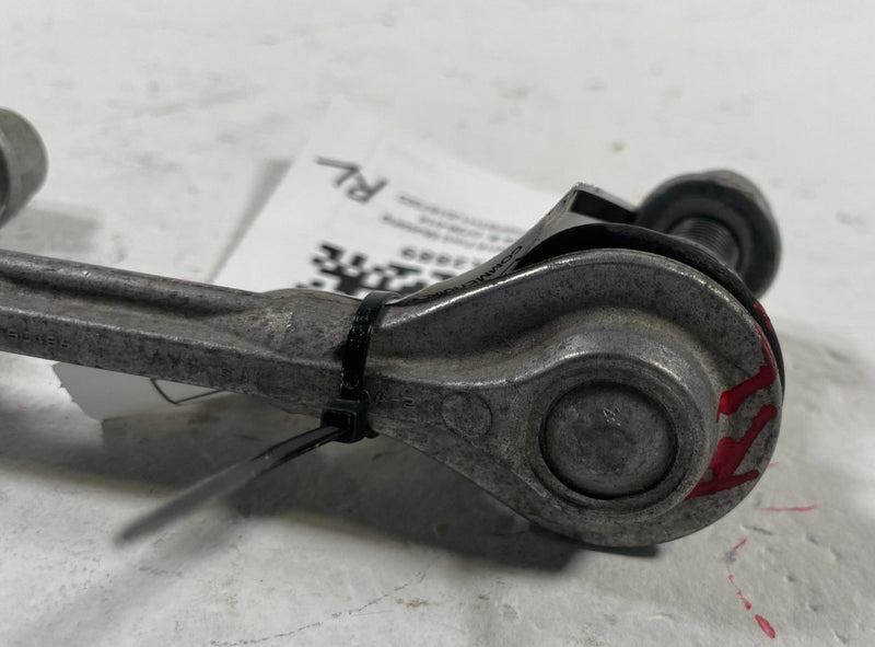 Load image into Gallery viewer, 15-25 FORD MUSTANG REAR LEFT OR RIGHT STABILIZER SWAY ANTI ROLL BAR LINK #112889