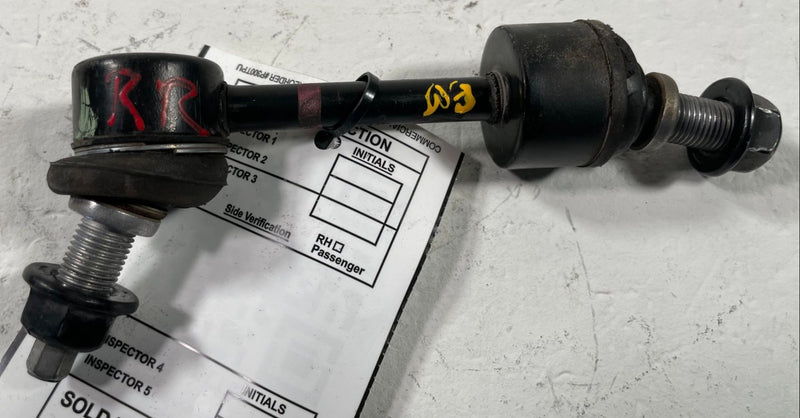 Load image into Gallery viewer, 24-26 HYUNDAI SANTA FE REAR RH OR LH STABILIZER SWAY ANTI ROLL BAR LINK # 112093