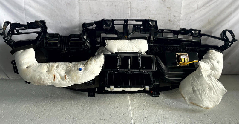 Load image into Gallery viewer, 2020-2022 KIA TELLURIDE FRONT DASHBOARD INSTRUMENT PANEL ASSEMBLY 3.8L # 114389