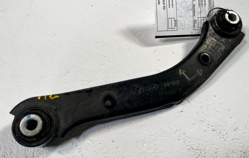 Load image into Gallery viewer, 2020 - 2025 KIA TELLURIDE REAR LEFT OR RIGHT SIDE UPPER CONTROL ARM 3.8L #114332