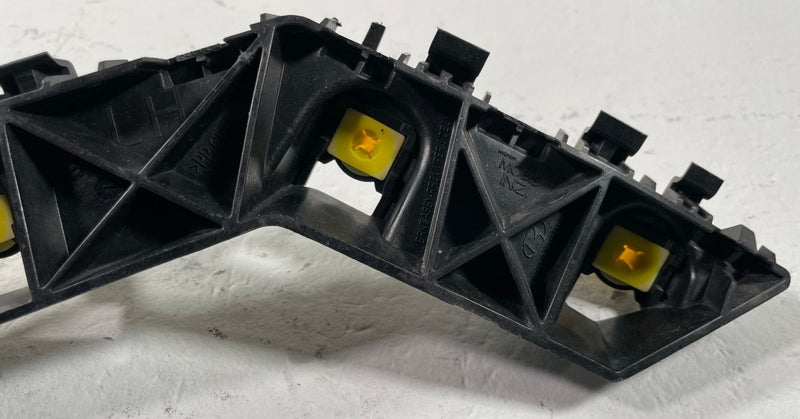 Load image into Gallery viewer, 2024-2026 HYUNDAI SANTA FE REAR LEFT SIDE BUMPER UPPER SUPPORT BRACKET # 112082