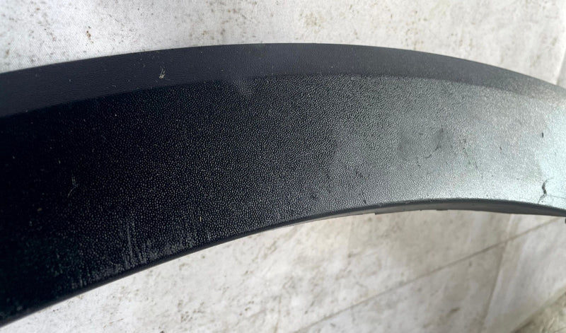 Load image into Gallery viewer, 20-25 KIA TELLURIDE FRONT LEFT DRIVER FENDER WHEEL ARCH FLARE MOLDING # 114366