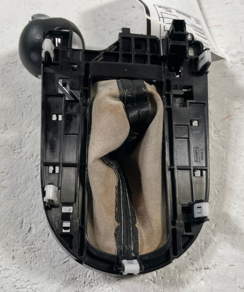 Load image into Gallery viewer, 2018 - 2023 FORD MUSTANG AUTO TRANSMISSION GEAR SHIFTER ASSEMBLY # 112928