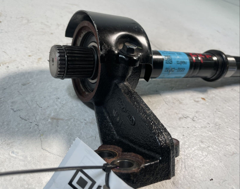 Load image into Gallery viewer, 2023 - 2024 HYUNDAI TUCSON FRONT RIGHT AXLE SHAFT HALFSHAFT 49560-CW150 #107371