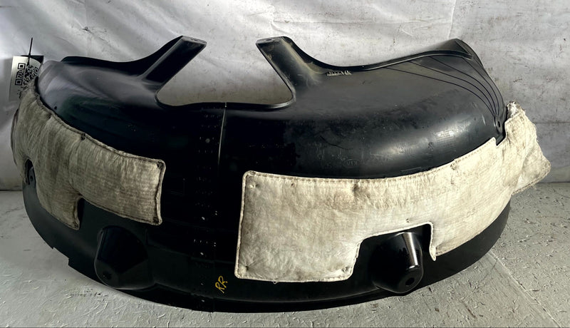 Load image into Gallery viewer, 20-25 KIA TELLURIDE REAR RIGHT INNER FENDER LINER SPLASH GUARD SHIELD # 114396