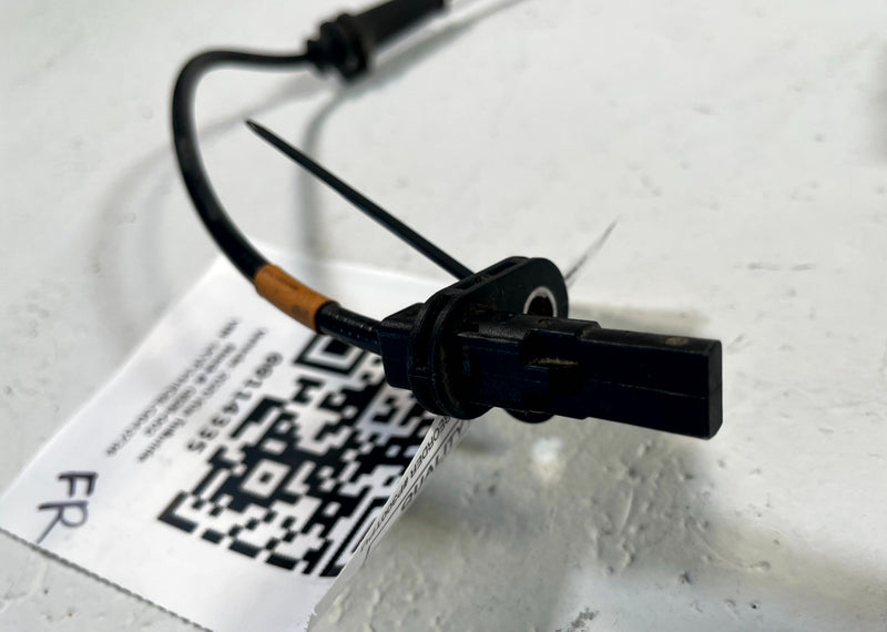 Load image into Gallery viewer, 2020 - 2025 KIA TELLURIDE FRONT RIGHT PASSENGER ABS WHEEL SPEED SENSOR # 114335