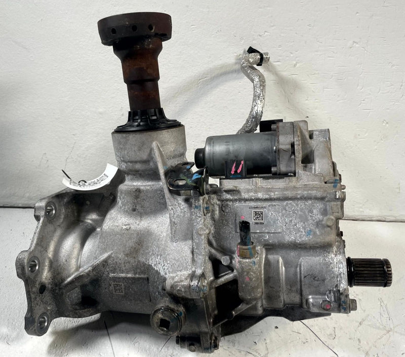 Load image into Gallery viewer, 2021 - 2025 FORD BRONCO SPORT AWD AUTOMATIC TRANSMISSION TRANSFER CASE # 111604