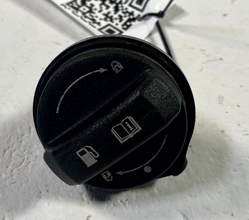 Load image into Gallery viewer, KIA TELLURIDE SORENTO SPORTAGE SOUL STINGER REAR FUEL GAS TANK FILLER CAP 114347