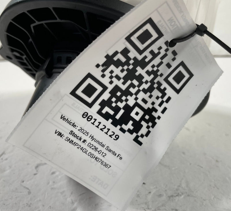 Load image into Gallery viewer, 24-26 HYUNDAI SANTA FE HVAC A/C AIR CONDITIONER HEATER BLOWER FAN MOTOR # 112129
