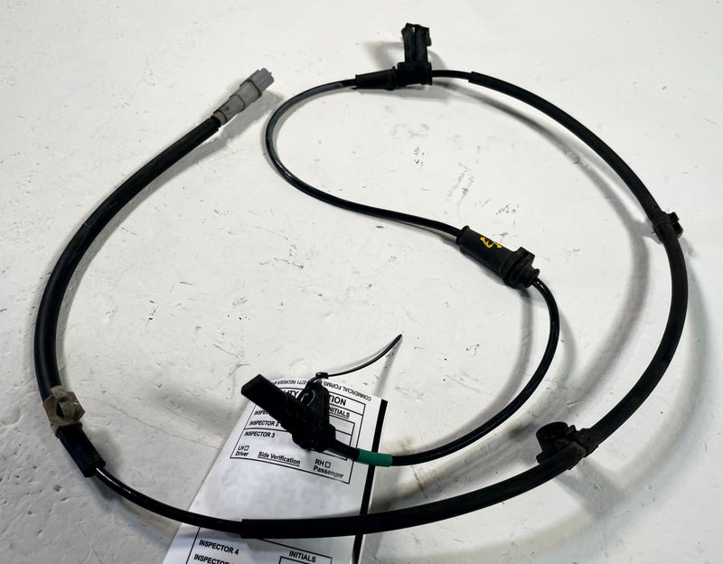 Load image into Gallery viewer, 2020 - 2025 KIA TELLURIDE FRONT LEFT DRIVER SIDE ABS WHEEL SPEED SENSOR # 114327