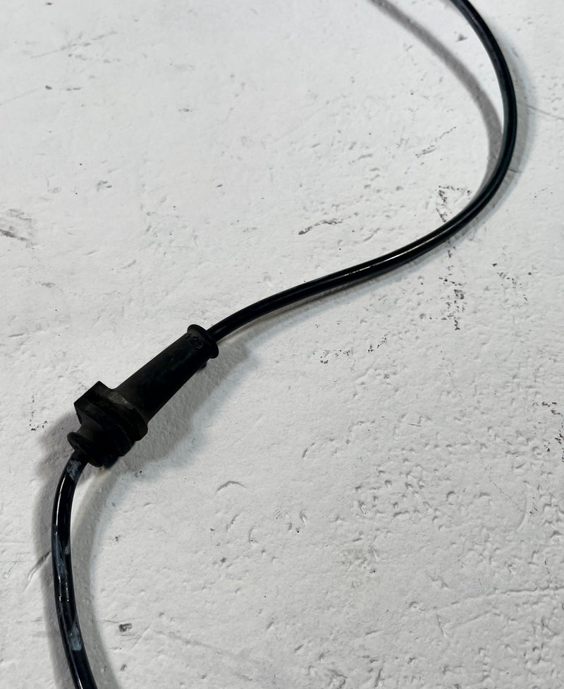 Load image into Gallery viewer, 2020 - 2025 KIA TELLURIDE FRONT LEFT DRIVER SIDE ABS WHEEL SPEED SENSOR # 114327