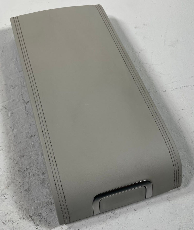 Load image into Gallery viewer, 2024-2026 HYUNDAI SANTA FE FRONT CENTER CONSOLE ARM REST LID COVER GRAY # 112133