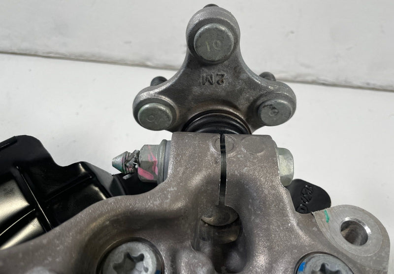 Load image into Gallery viewer, 22-26 HYUNDAI TUCSON AWD FRONT RIGHT SIDE SPINDLE KNUCKLE W/ WHEEL HUB # 110214