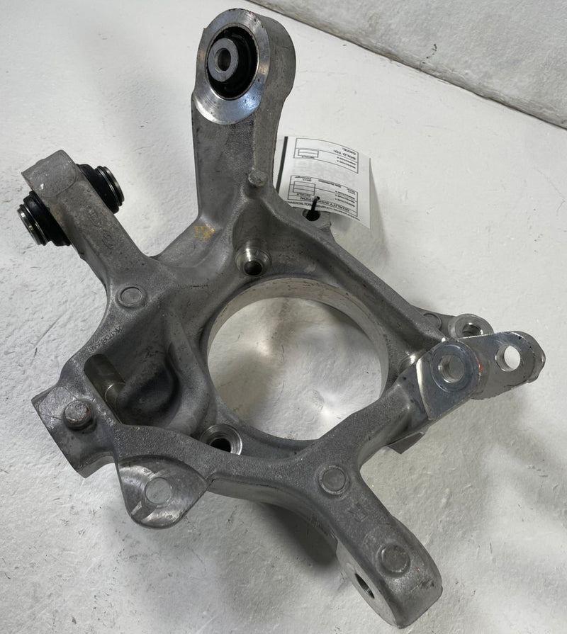 Load image into Gallery viewer, 2022 - 2026 HYUNDAI IONIQ 5 6 REAR RIGHT SIDE WHEEL SPINDLE KNUCKLE # 108840