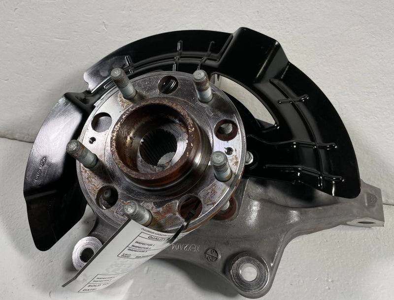 Load image into Gallery viewer, 21-26 HYUNDAI SANTA FE FWD FRONT RIGHT SPINDLE KNUCKLE W/ BEARING HUB # 112103