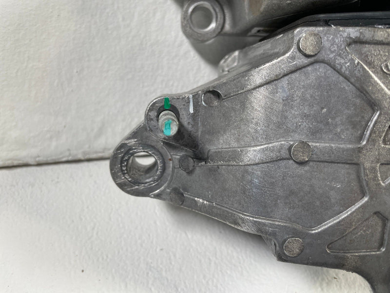 Load image into Gallery viewer, 2025-2026 HYUNDAI TUCSON LEFT AUTO TRANSMISSION SUPPORT MOUNT BRACKET # 110208