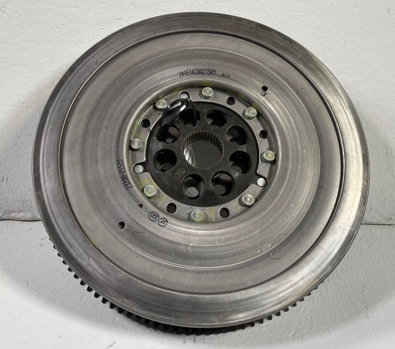Load image into Gallery viewer, 2021-2025 HYUNDAI SANTA FE SONATA ENGINE MOTOR FLYWHEEL DRIVE PLATE 2.5L #112132