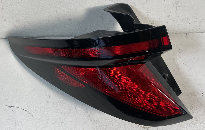 Load image into Gallery viewer, 22-25 HYUNDAI TUCSON REAR LEFT SIDE HALOGEN OUTER TAILLIGHT LIGHT LAMP # 107360