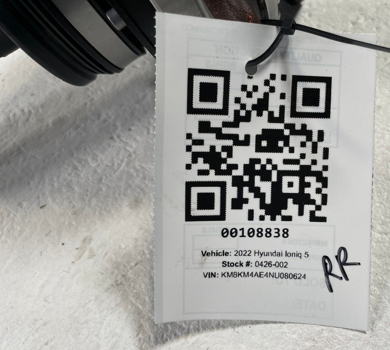 Load image into Gallery viewer, 2022-2026 HYUNDAI IONIQ 5 6 REAR RIGHT PASSENGER CV DRIVE AXLE SHAFT # 108838