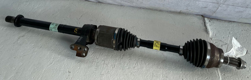 Load image into Gallery viewer, 2021-2025 HYUNDAI SANTA FE FWD FRONT RIGHT AXLE SHAFT HALFSHAFT 2.5L # 112101