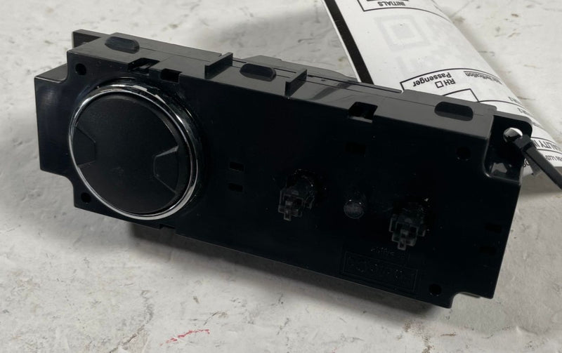 Load image into Gallery viewer, 2018 - 2023 FORD MUSTANG FRONT LEFT DRIVER SIDE POWER SEAT SWITCH # 112896