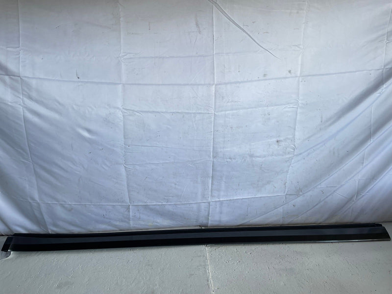 Load image into Gallery viewer, 22-25 GENESIS GV70 FRONT LEFT ROCKER PANEL SIDE SKIRT MOLDING GRAY NSM # 107547