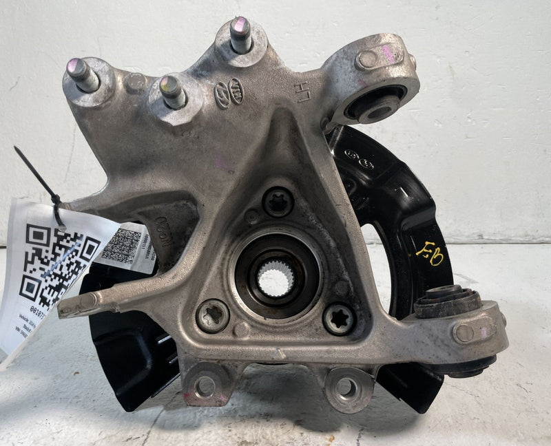 Load image into Gallery viewer, 2022-2025 HYUNDAI TUCSON AWD REAR LEFT SIDE SPINDLE KNUCKLE W/ WHEEL HUB #107374