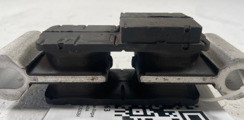 Load image into Gallery viewer, 2021-2025 NISSAN ROGUE ENGINE TORQUE ROD MOUNT BRACKET 1.5L 113606RC5B # 111663