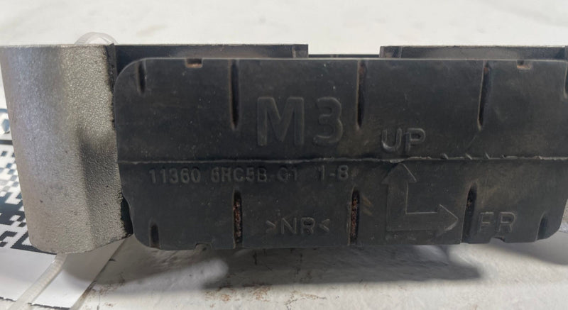 Load image into Gallery viewer, 2021-2025 NISSAN ROGUE ENGINE TORQUE ROD MOUNT BRACKET 1.5L 113606RC5B # 111663