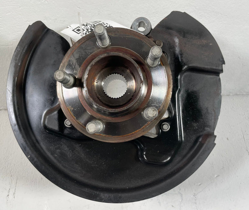 Load image into Gallery viewer, 2015-2023 FORD MUSTANG RWD REAR LEFT DRIVER SIDE SPINDLE KNUCKLE W/ HUB # 112946