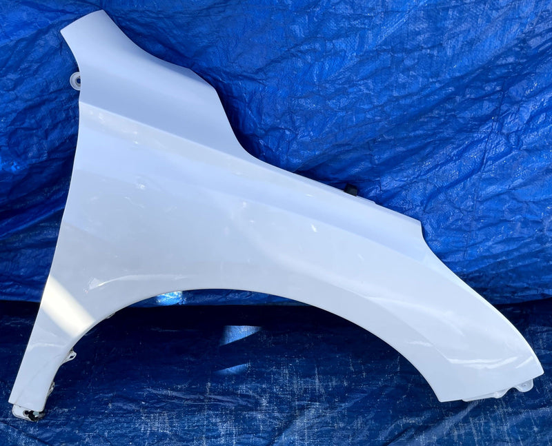 Load image into Gallery viewer, ACURA RDX FRONT RIGHT PASSENGER SIDE FENDER PANEL ASSEMBLY WHITE 19-25 # 109784