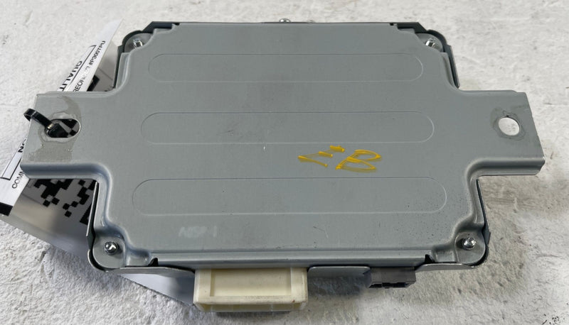 Load image into Gallery viewer, 2022-2025 HONDA CIVIC POWER SUPPLY VOLTAGE STABILIZER CONTROL MODULE # 108903
