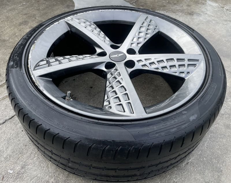 Load image into Gallery viewer, GENESIS GV70 21X9 5 SPOKE WHEEL RIM W/TIRE SILVER (ONLY#1) 2022-2025 # 107615