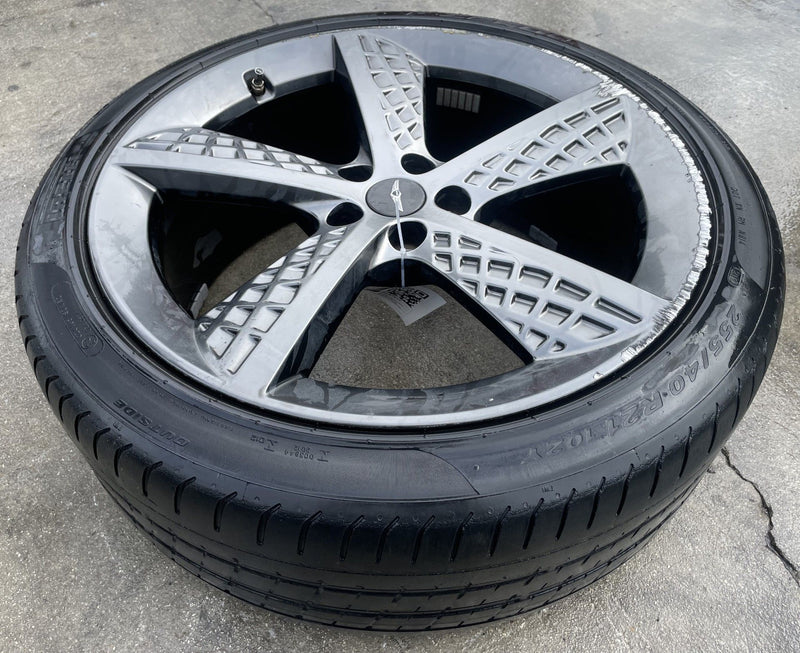 Load image into Gallery viewer, GENESIS GV70 21X9 5 SPOKE WHEEL RIM W/TIRE SILVER (ONLY#1) 2022-2025 # 107615