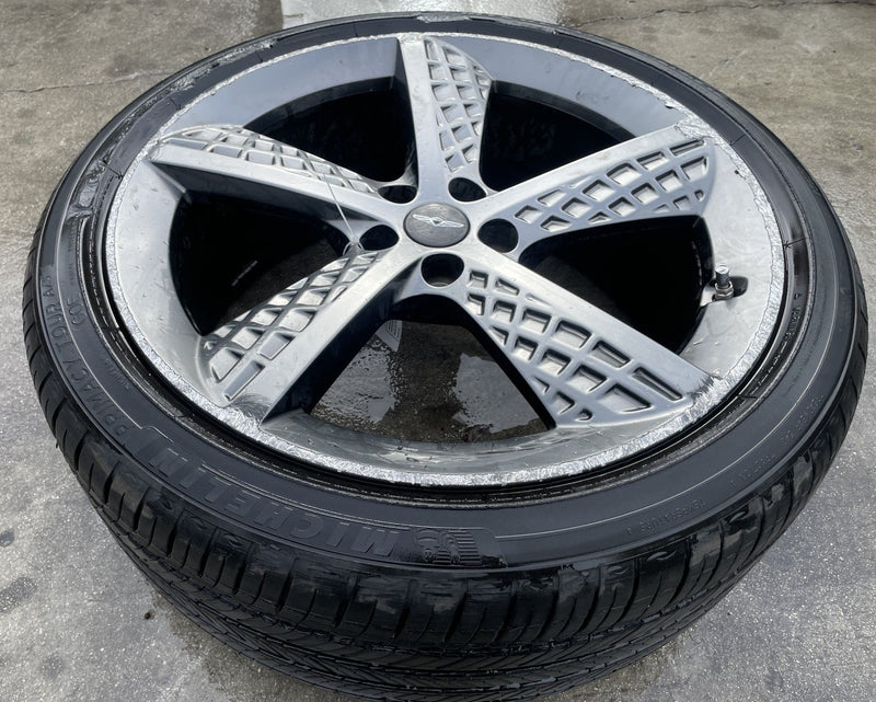 Load image into Gallery viewer, GENESIS GV70 21X9 5 SPOKE WHEEL RIM W/TIRE SILVER (ONLY#1) 2022-2025 # 107616