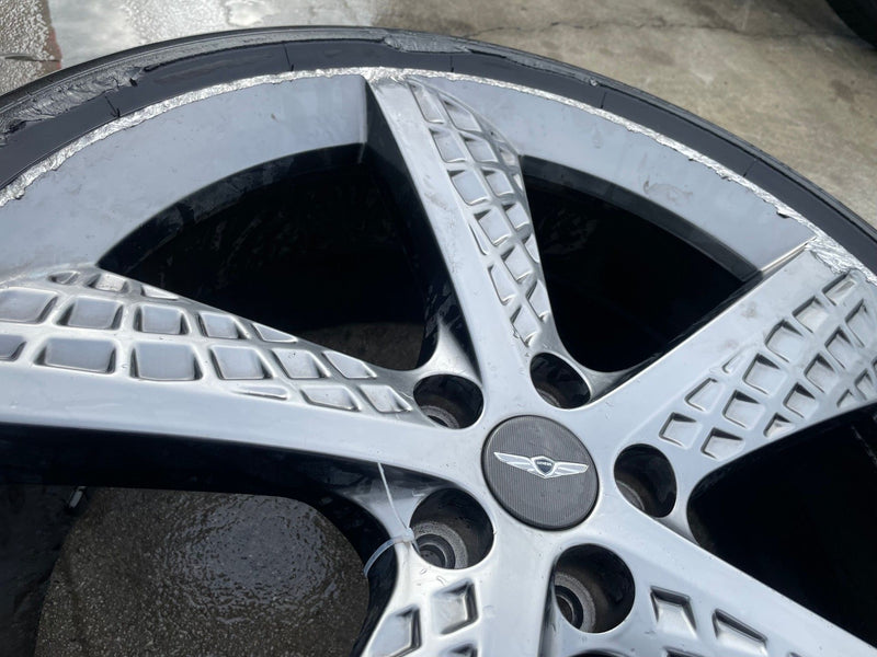 Load image into Gallery viewer, GENESIS GV70 21X9 5 SPOKE WHEEL RIM W/TIRE SILVER (ONLY#1) 2022-2025 # 107616