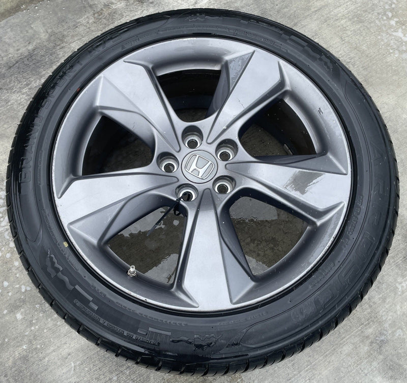 Load image into Gallery viewer, HONDA PASSPORT 20X8.5J ET55 5 SPOKE WHEEL RIM W/TIRE (ONLY#1) 3.5L 19-21 #107501