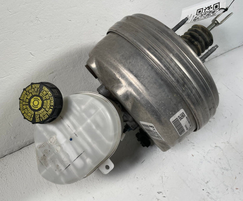 Load image into Gallery viewer, 18-23 FORD MUSTANG ECOBOOST POWER BRAKE BOOSTER W/ MASTER CYLINDER 2.3L # 112983