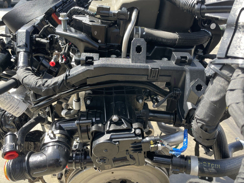 Load image into Gallery viewer, HYUNDAI SANTA FE FWD AUTOMATIC ENGINE MOTOR ASSEMBLY 2.5L 11K MILES 24-25 106971