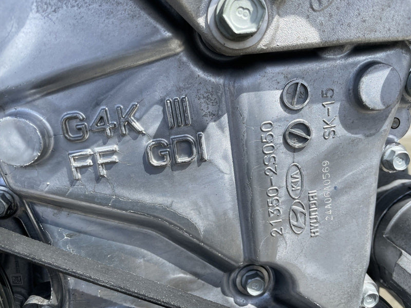 Load image into Gallery viewer, HYUNDAI SANTA FE FWD AUTOMATIC ENGINE MOTOR ASSEMBLY 2.5L 11K MILES 24-25 106971