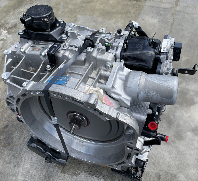 Load image into Gallery viewer, HYUNDAI SANTA FE FWD AUTOMATIC TRANSMISSION ASSEMBLY 2.5L 11K MILES 24-25 106957