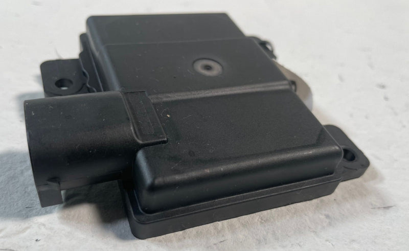 Load image into Gallery viewer, 2022-2024 HYUNDAI TUCSON REAR RIGHT BLIND SPOT DISTANCE RADAR SENSOR # 107649