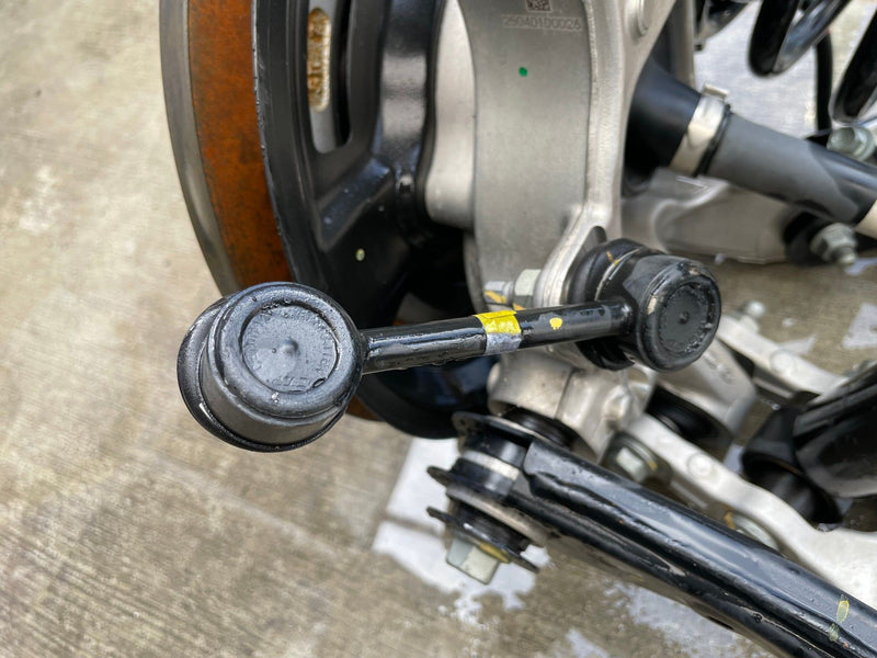 Load image into Gallery viewer, 2023-2025 HYUNDAI IONIQ 6 RWD REAR LEFT SIDE SUSPENSION KNEE ASSEMBLY # 112322