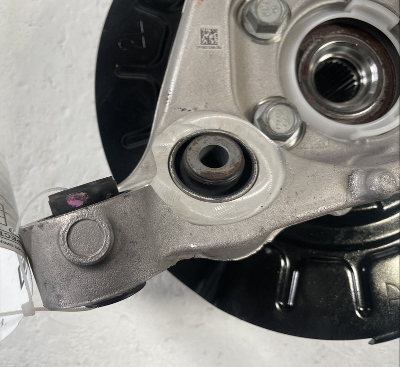 Load image into Gallery viewer, 2021 - 2025 NISSAN ROGUE REAR LEFT DRIVER SIDE SPINDLE KNUCKLE HUB # 111674