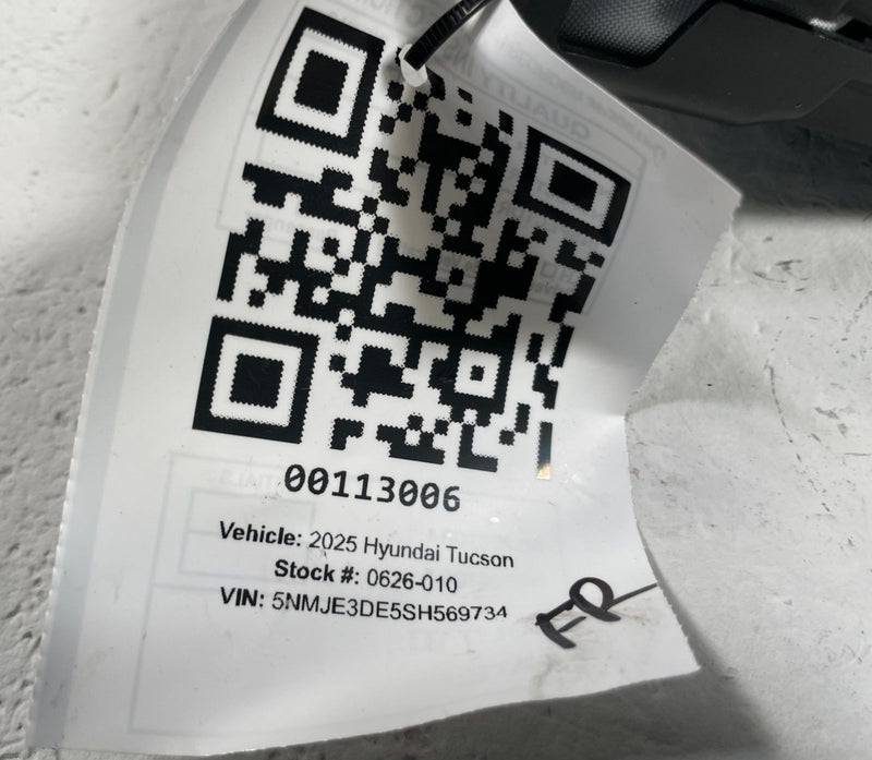 Load image into Gallery viewer, 2022-2026 HYUNDAI TUCSON FRONT RIGHT PASSENGER SIDE SEAT AIR BAG AIRBAG # 113006