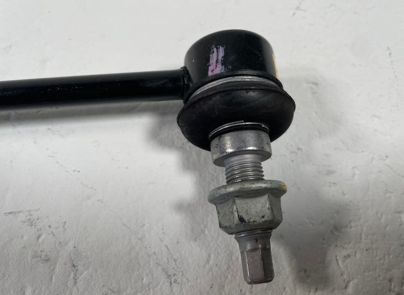 Load image into Gallery viewer, 22-26 HYUNDAI TUCSON FRONT LEFT OR RIGHT STABILIZER SWAY BAR END LINK # 113005